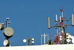 Απίστευτο και όμως αληθινό: 262 κεραίες κινητής τηλεφωνίας υπάρχουν στον Δήμο Πειραιά-ΛΙΣΤΑ