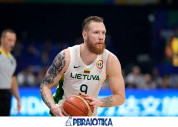 Lithuania forward Ignas Brazdeikis during their Basketball World Cup quarterfinals match against Serbia at the Mall of Asia Arena, Manila, Philippines on Tuesday Sept. 5, 2023. (AP Photo/Aaron Favila)